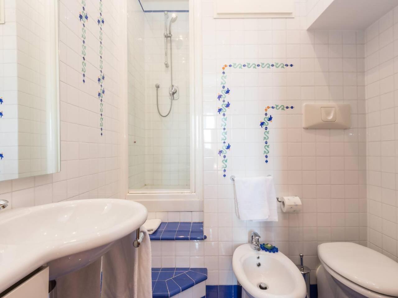 Trevi Luxury With Terrace Apartment Rome Exterior photo