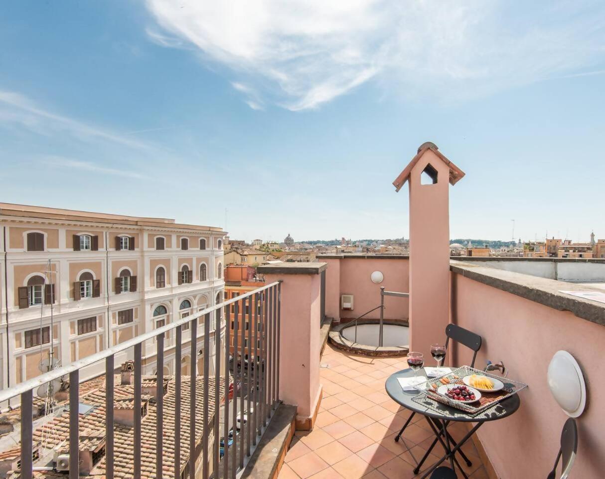 Trevi Luxury With Terrace Apartment Rome Exterior photo